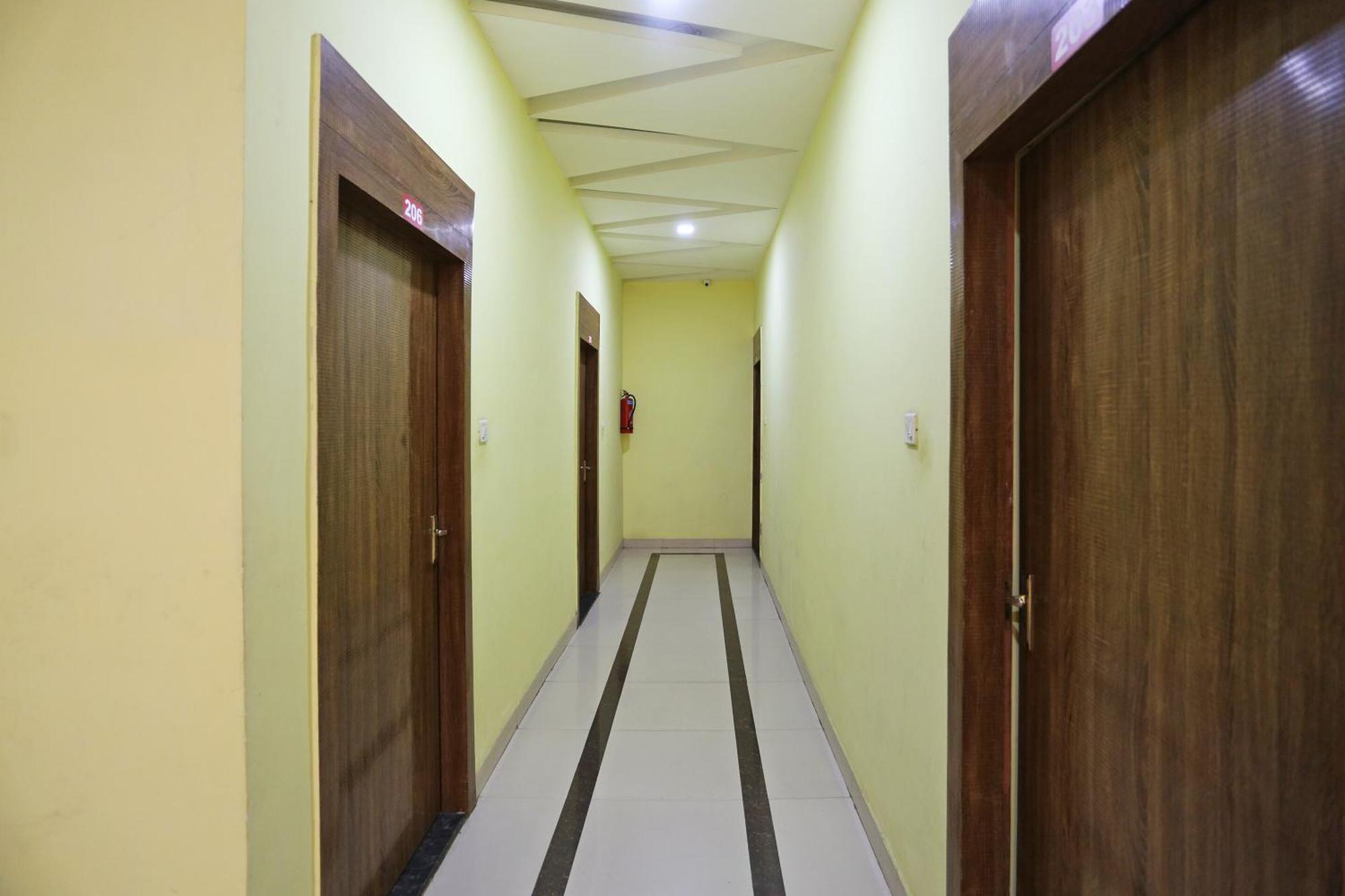Rāipur Collection O Hotel Pearl מראה חיצוני תמונה
